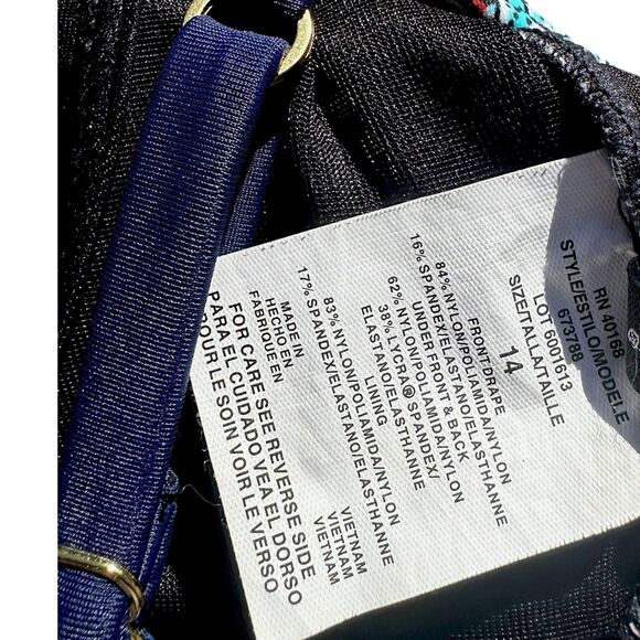 Dreamsuit by Miracle Brand 1 Piece Paisley High Neck Slimming Swimsuit  Size 14 - Picture 8 of 8